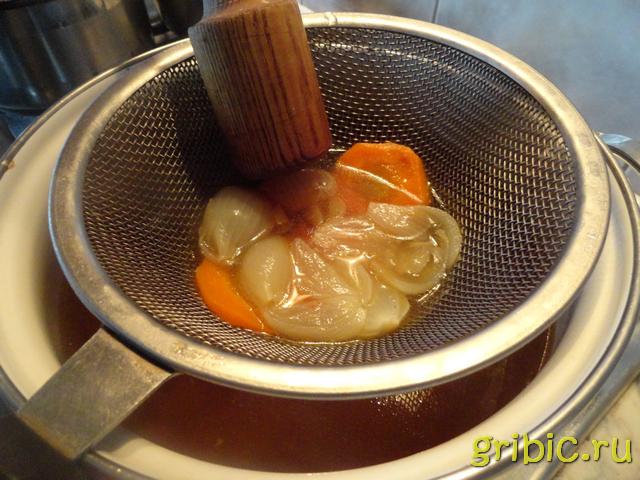 Sometimes to wipe boiled vegetables through a sieve quicker and more conveniently, than to get a blender